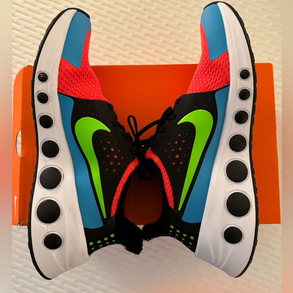 Nike Cruz One - 2 pairs, very lightly used (less than 5 times each)